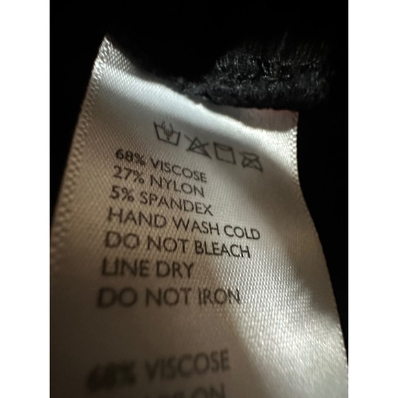 Urban Outfitters Bobbie Cut Out Cropped Tank Solid Black Size Small - Picture 5 of 5